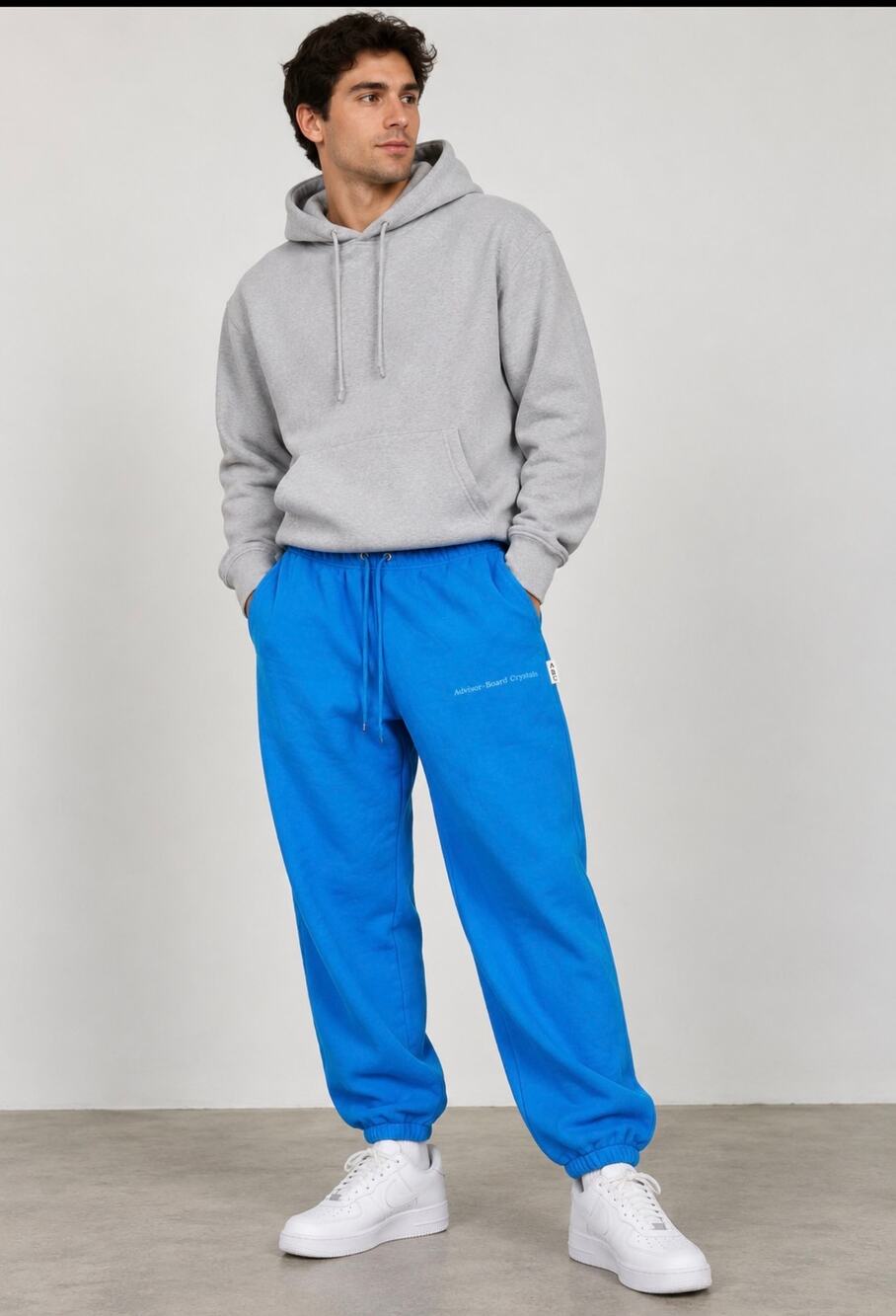 Advisory Board Crystals Abc. 123. Sweatpants in Chalcanthite Blue Size XL